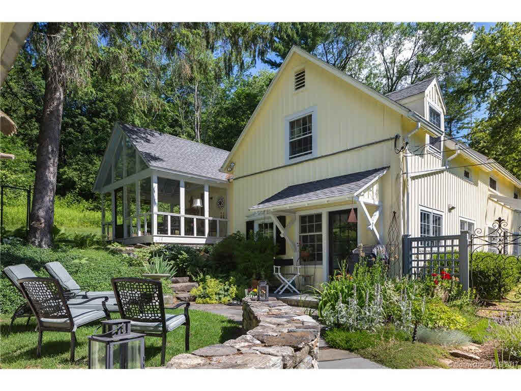Building photograph for 187 MILLERTON ROAD